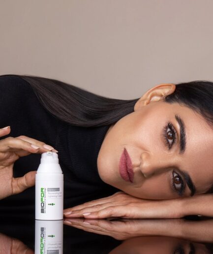 BIOFOR Renew+ p1-3 odą atnaujinantis ir šviesinantis kremas su retinoliu, 30 ml